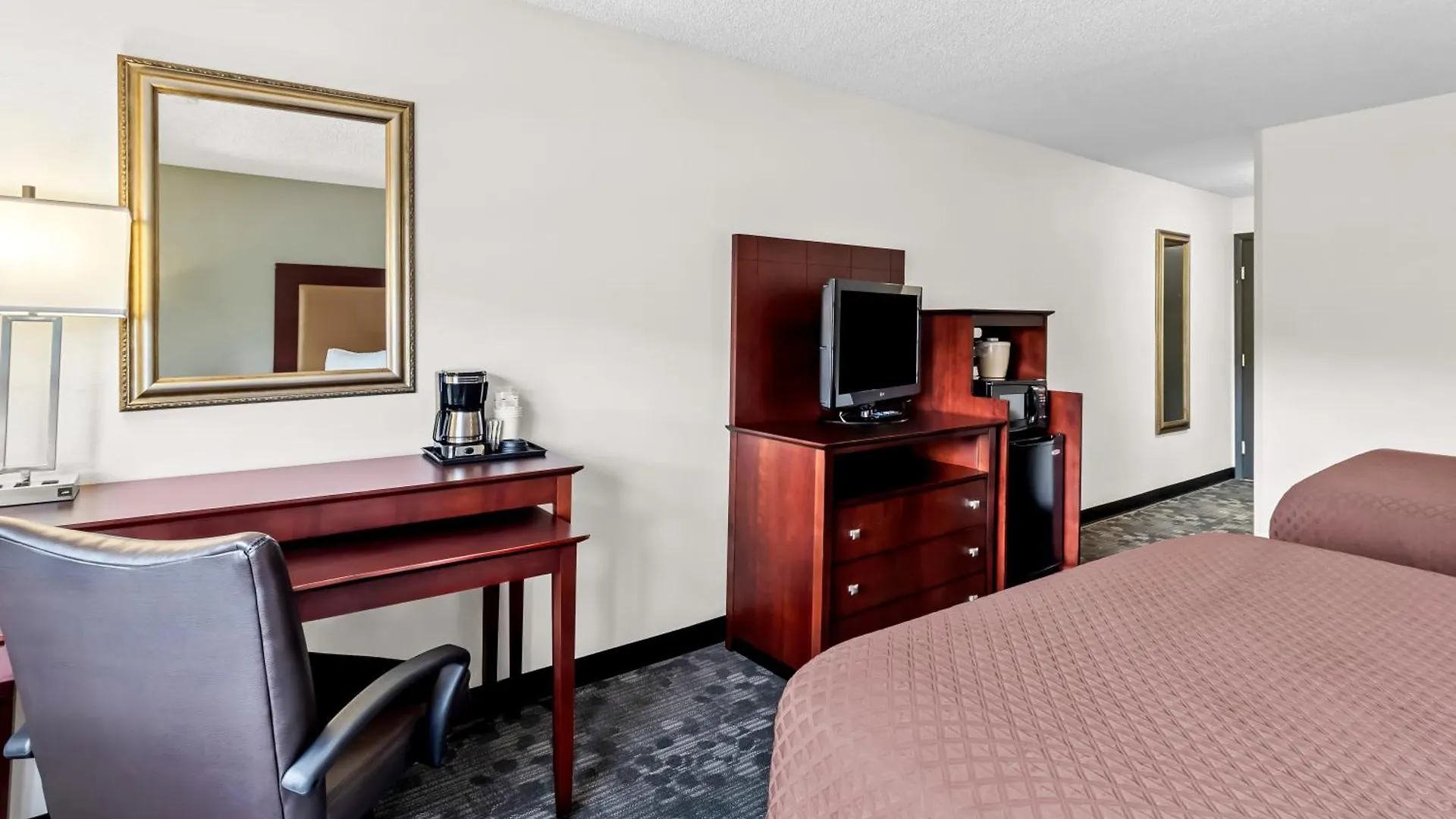Red Lion Hotel Portland Airport