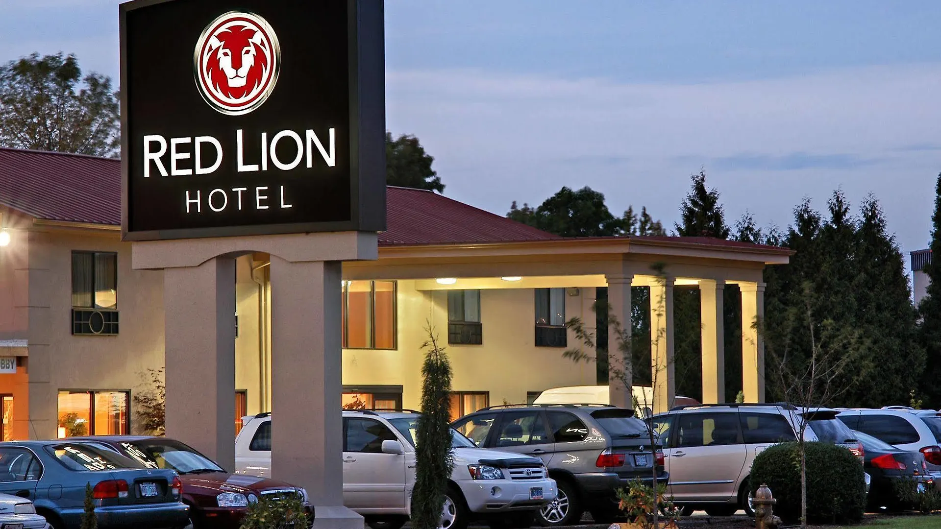 Red Lion Hotel Portland Airport